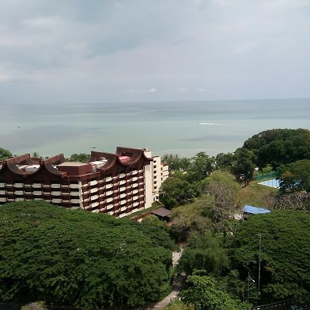 峇都丁宜爱众人服务众人度假酒店 丹绒武雅 外观 照片